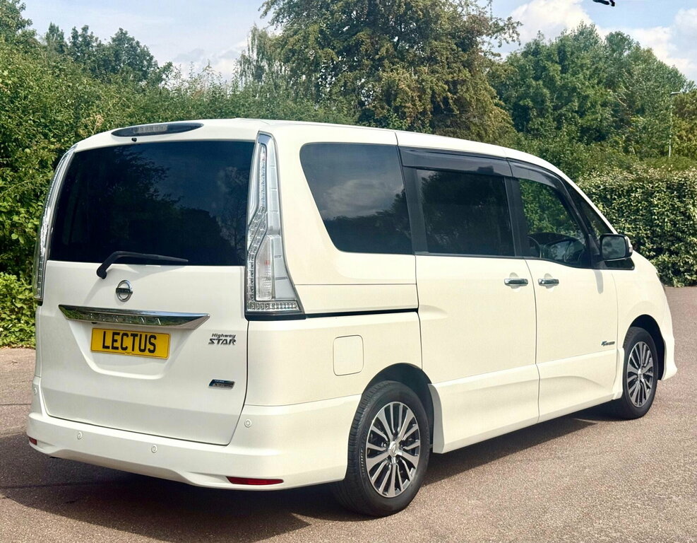 Nissan Serena Mpv White #9