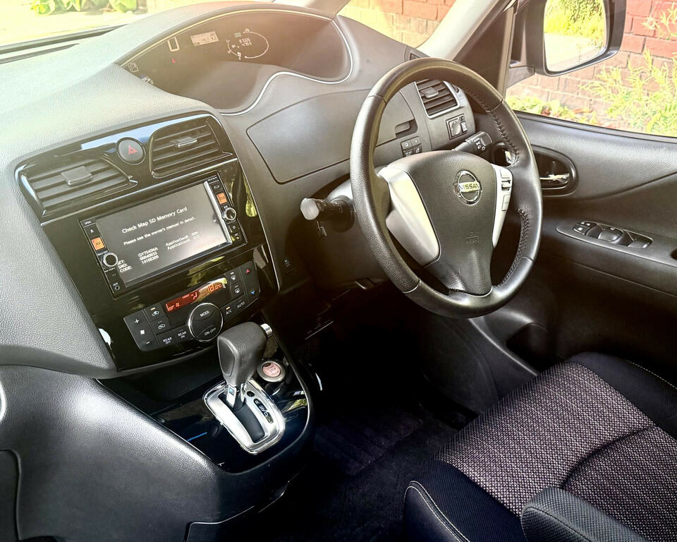 Nissan Serena Mpv White #22