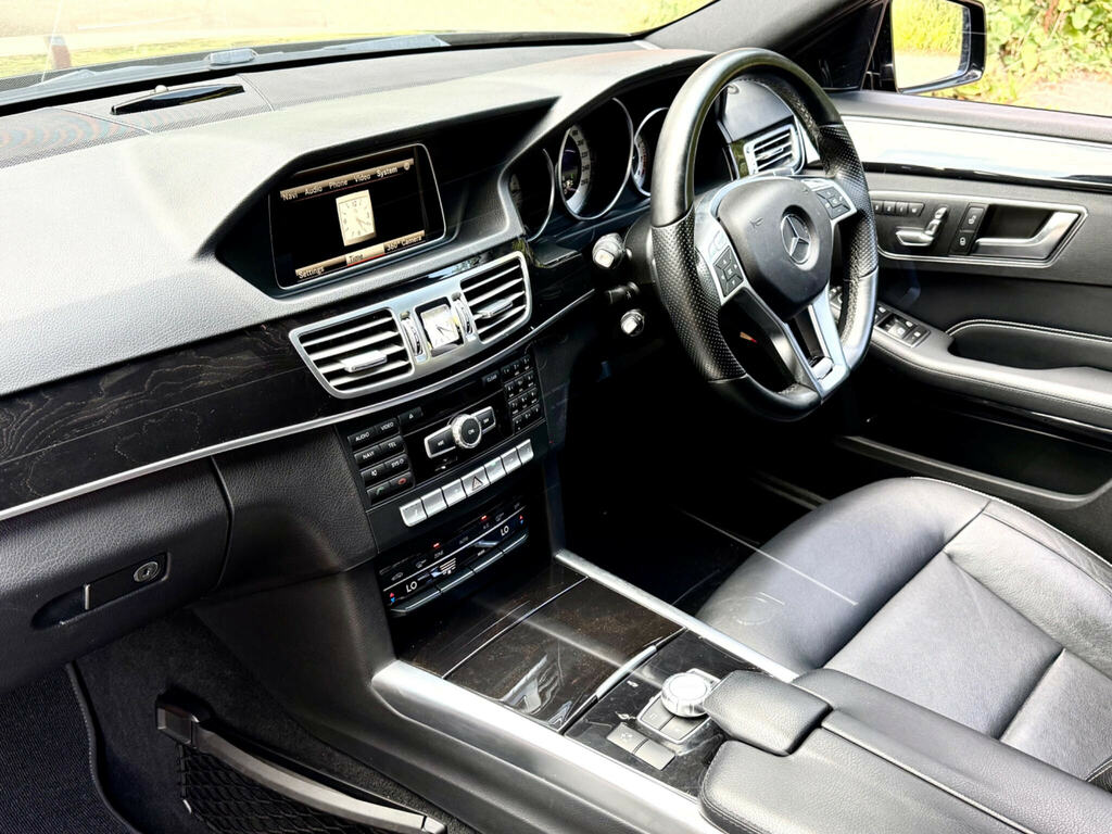 Mercedes-Benz E Class E400 Amg Sport Plus 7G-tronic White #22