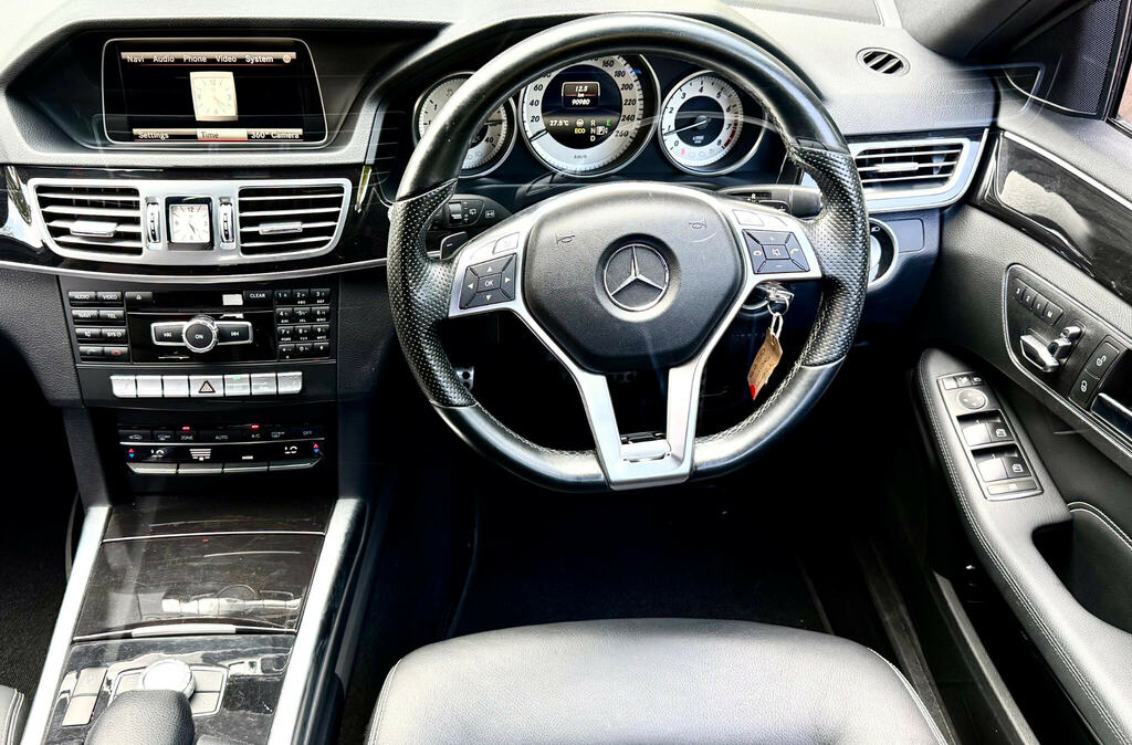 Mercedes-Benz E Class E400 Amg Sport Plus 7G-tronic White #20