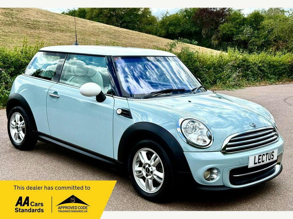 Mini Hatch 1.6 Cooper Euro 6 Blue