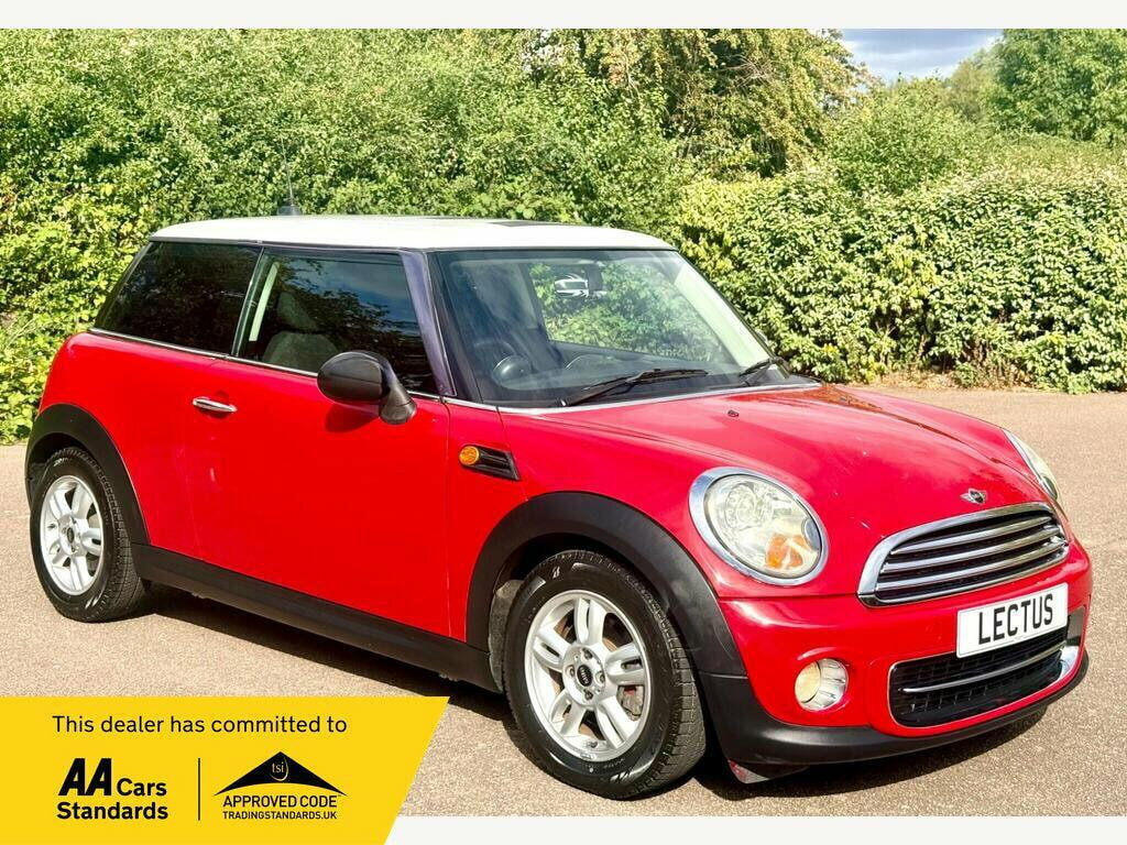 Mini Hatch 1.6 Cooper Euro 5 Red