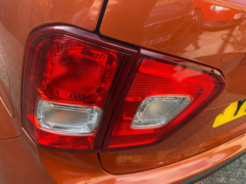 Suzuki Ignis 1.2 Dualjet Sz3 Euro Red #26