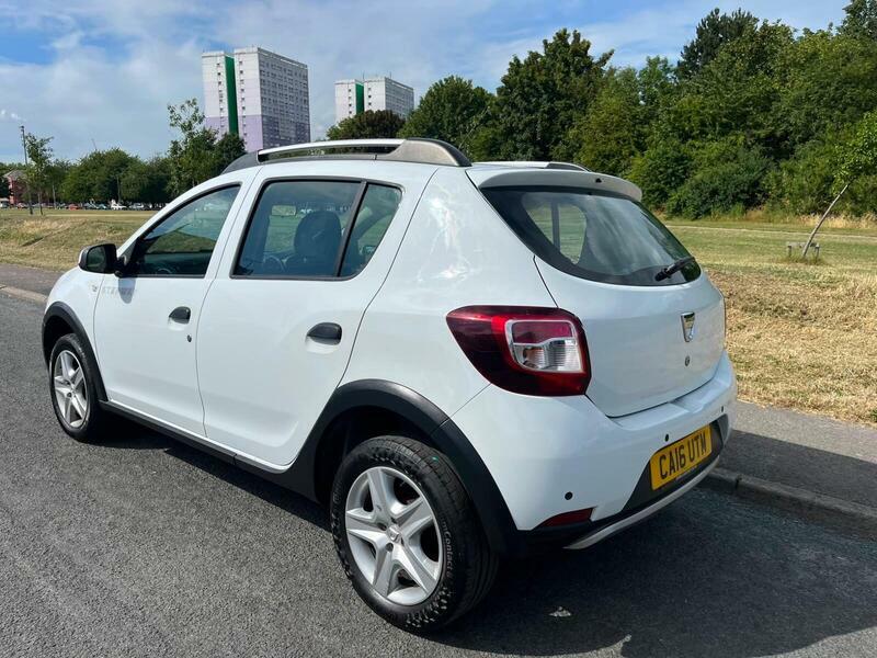 Dacia Sandero Stepway 1.5 Dci Laureate Euro 6 Ss White #3