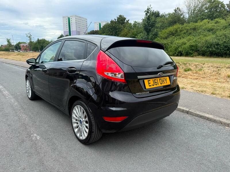 Ford Fiesta 1.4 Tdci Dpf Titanium Hatchback Silver #3