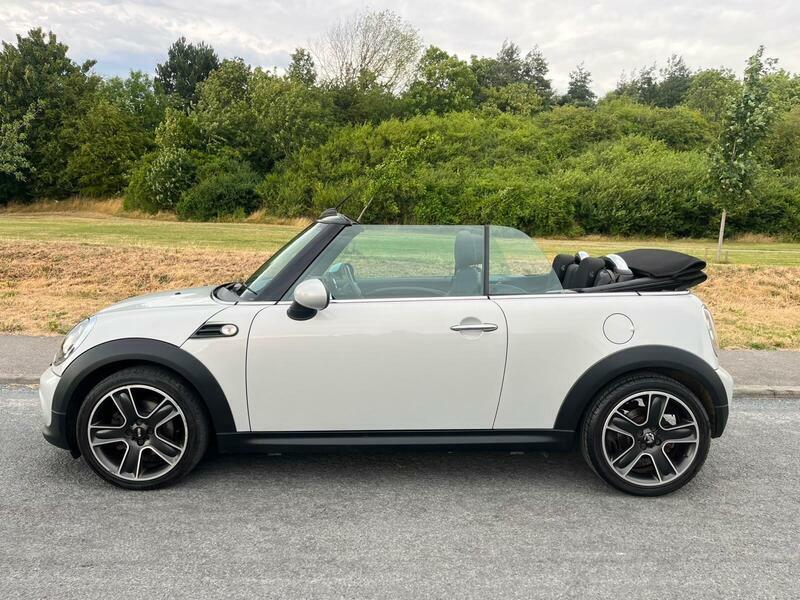Mini Convertible 1.6 Cooper D Soho Euro 5 Ss Silver #4