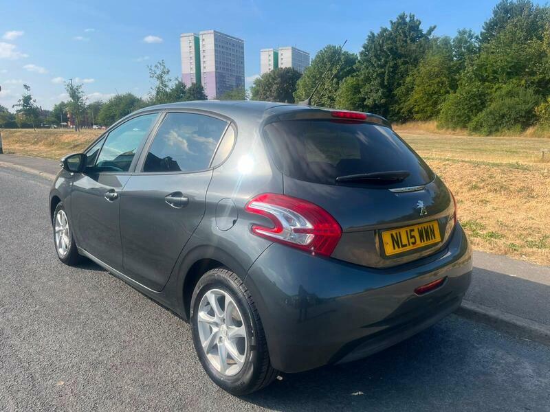 Peugeot 208 1.4 Hdi Style Euro 5 Grey #3