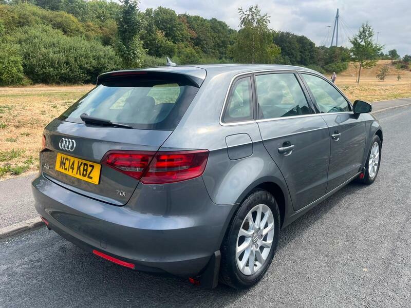 Audi A3 2.0 Tdi Se Sportback Euro 5 Ss Grey #2