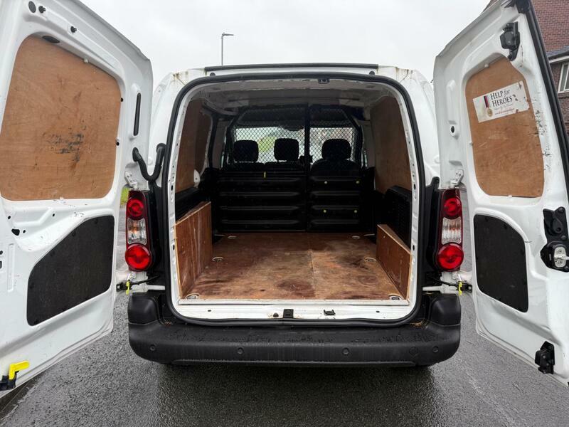 Citroen Berlingo 1.6 Bluehdi 625 Enterprise L1 White #3