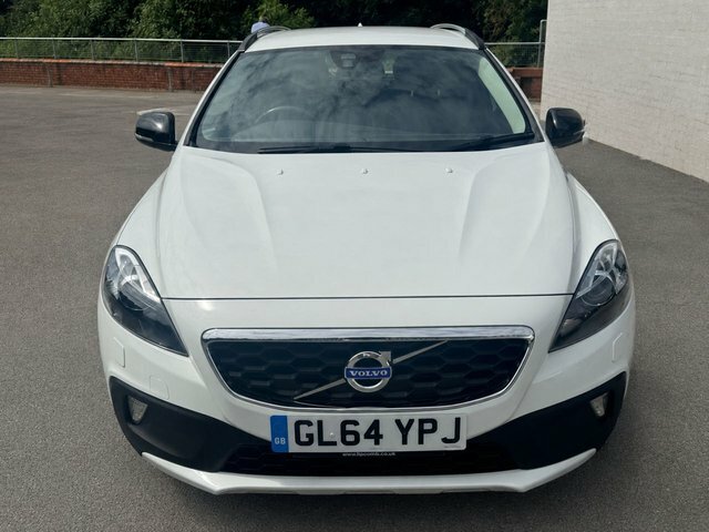 Volvo V40 Cross Country Hatchback White #6