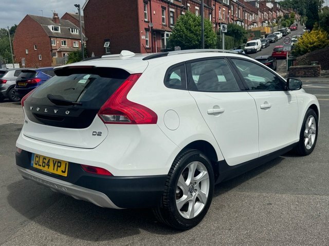 Volvo V40 Cross Country Hatchback White #2