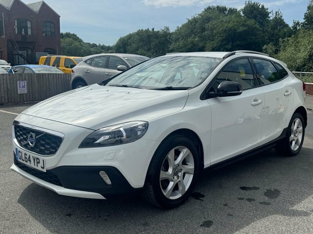 Volvo V40 Cross Country Hatchback White #5