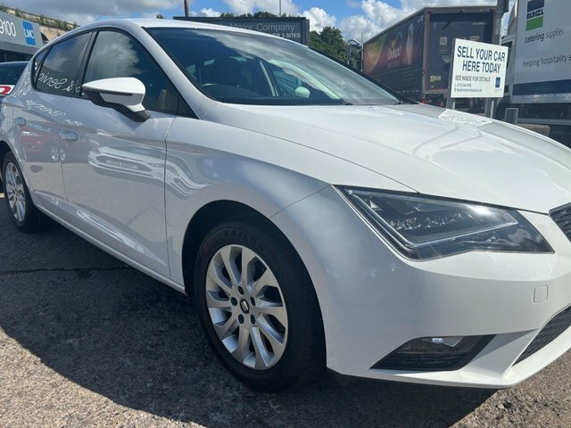 Seat Leon Hatchback YE66GKA White #3