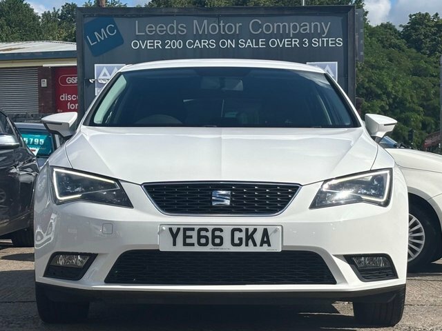 Seat Leon Hatchback YE66GKA White #5