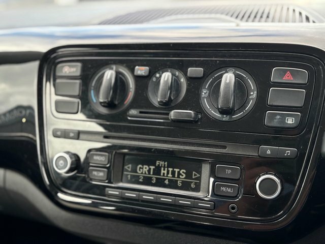 Volkswagen Up 1.0 Groove Up Euro 5 White #42