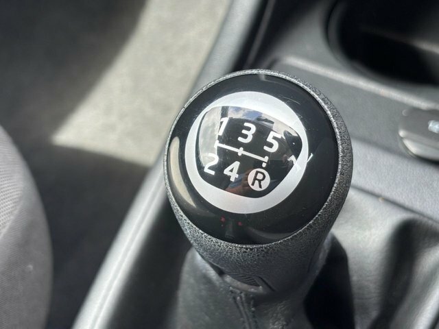 Volkswagen Up 1.0 Groove Up Euro 5 White #44