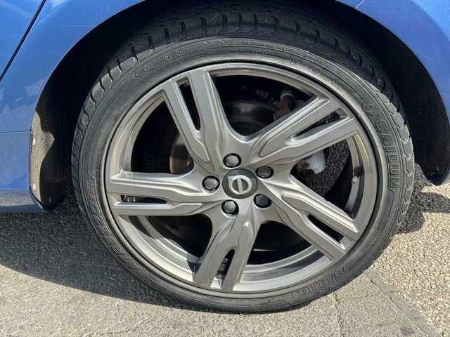 Volvo V40 2.0 D2 R-design Grey 1 Owner 0 Tax Bluetoot Grey #16