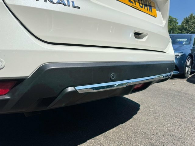 Nissan X-Trail Suv White #6