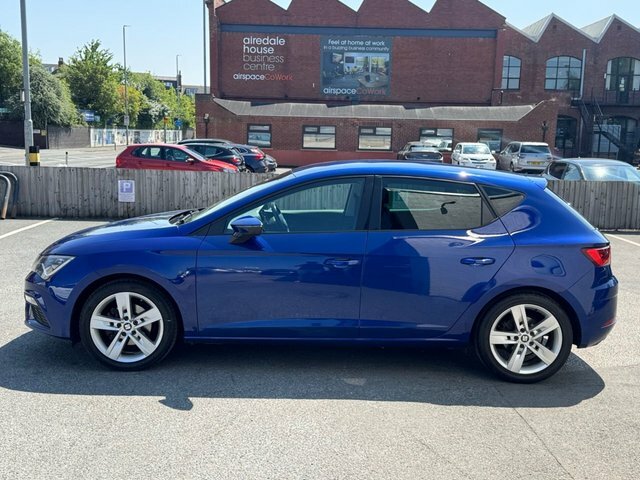 Seat Leon Hatchback Blue #6