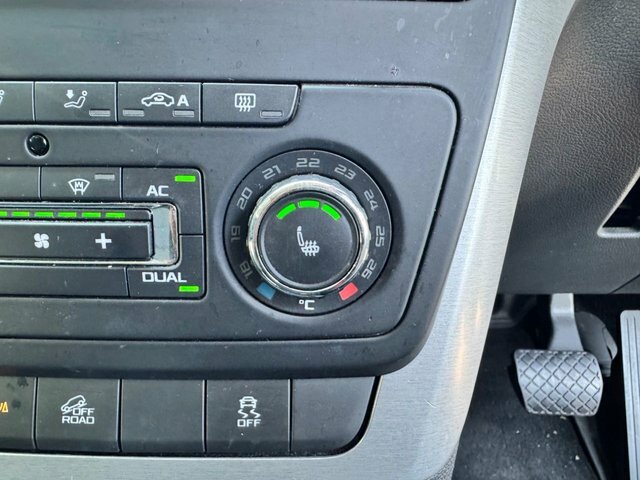 Skoda Yeti 2.0 Tdi Laurin Klement 4Wd Euro 5 Grey #36