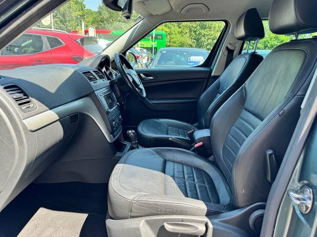 Skoda Yeti 2.0 Tdi Laurin Klement 4Wd Euro 5 Grey #16