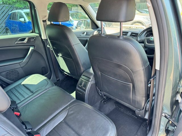 Skoda Yeti 2.0 Tdi Laurin Klement 4Wd Euro 5 Grey #25