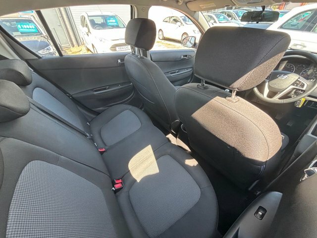 Hyundai I20 1.2 Active Spec-silver-30 Tax-fsh-perfect 1St Car Silver #33