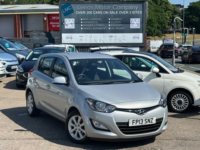 Hyundai I20 Hatchback Silver #2