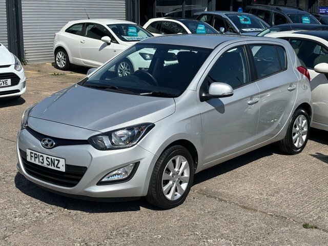 Hyundai I20 1.2 Active Spec-silver-30 Tax-fsh-perfect 1St Car Silver #7