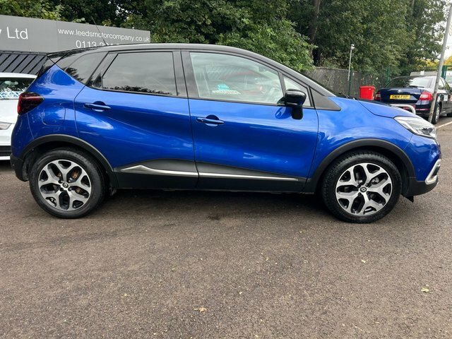 Renault Captur Suv Blue #2