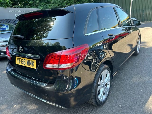 Mercedes-Benz B Class Mpv Black #3