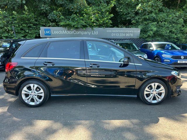 Mercedes-Benz B Class Mpv Black #2
