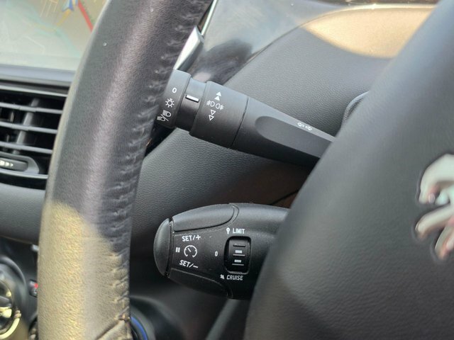 Peugeot 208 1.6 Vti Feline Euro 5 Nav Grey #43
