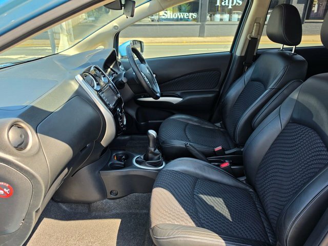 Nissan Note Acenta Premium Blue #27
