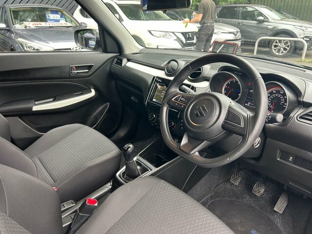 Suzuki Swift Red #25