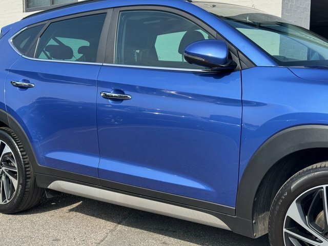 Hyundai Tucson Go Se White #12