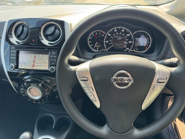 Nissan Note 1.2 Acenta Premium 80 Bhp Grey #27