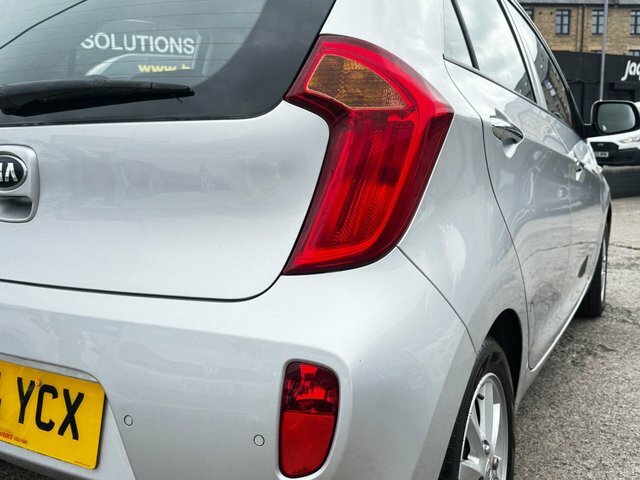 Kia Picanto Vr7 White #14