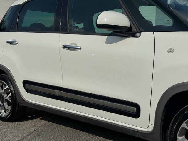 Fiat 500L Pop Black #12