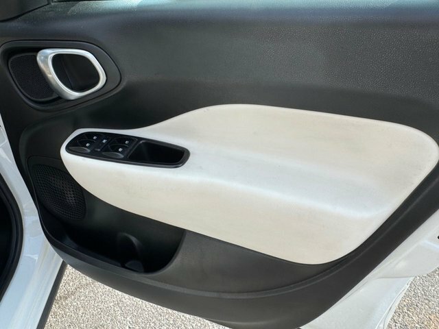 Fiat 500L Pop Black #26