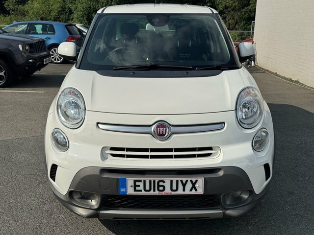 Fiat 500L Pop Black #8
