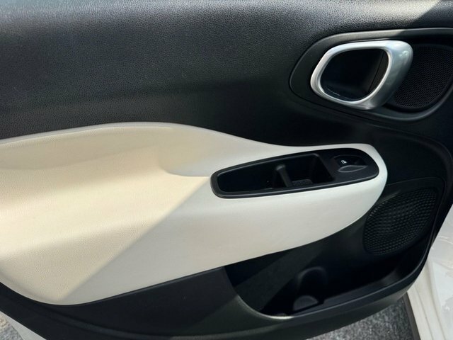 Fiat 500L Pop Black #28