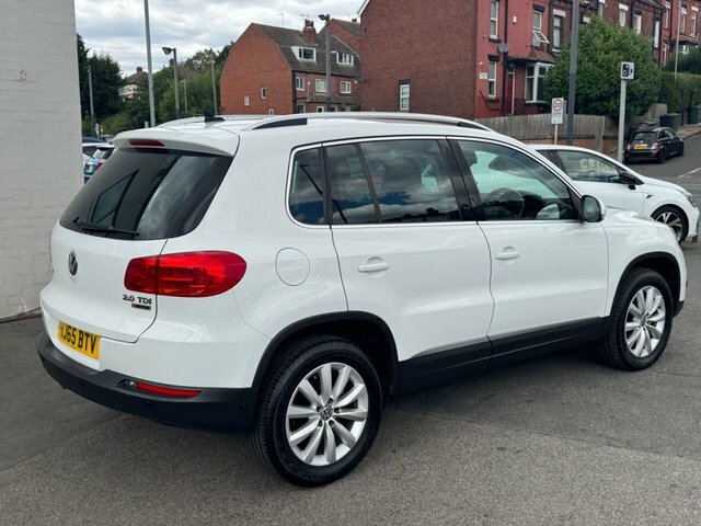 Volkswagen Tiguan Suv HJ65BTV White #3