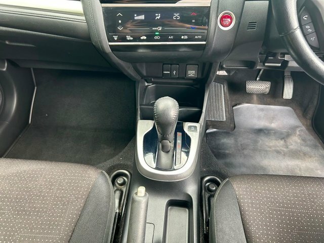 Honda Jazz 1.4 I-vtec Ex Hatchback Red #31