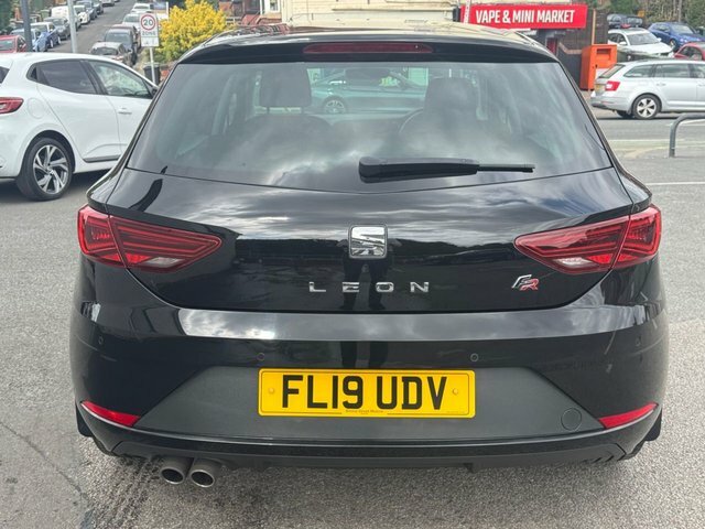Seat Leon Hatchback Black #4