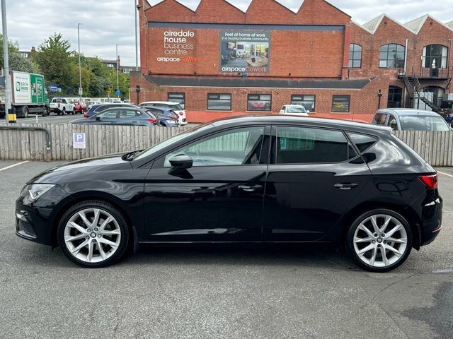 Seat Leon Hatchback Black #6
