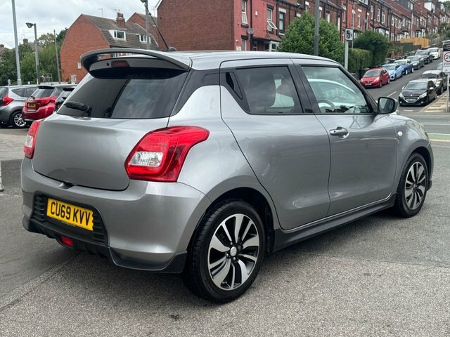 Suzuki Swift Hatchback Silver #3