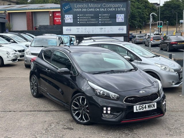 Kia Proceed Hatchback Black #2