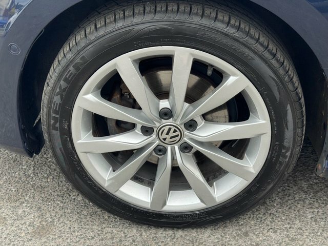 Volkswagen Golf 2.0 Tsi Gti Red #18