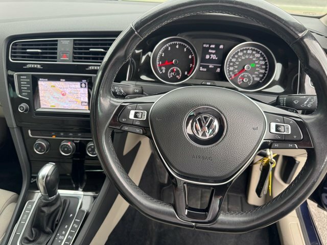 Volkswagen Golf 2.0 Tsi Gti Red #33